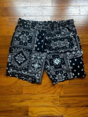 Black Bandana-Print Shorts
